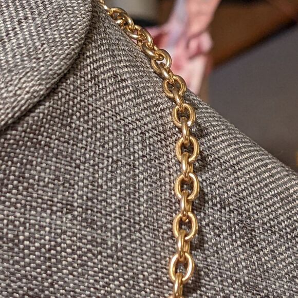 Pale light yellow almost cream tile statement necklace or choker goldtone chain - Picture 7 of 7